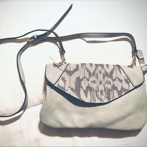 Crossbody Clutch | Coco+Carmen